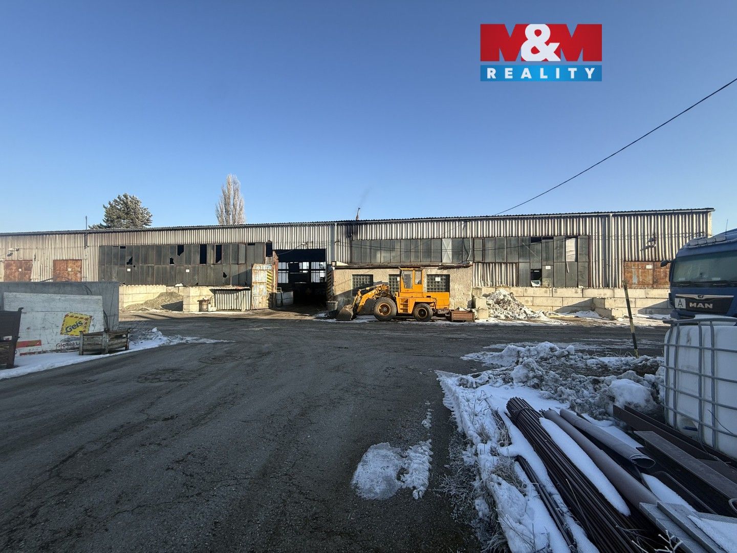 Pronájem komerčního prostoru 1150 m² - foto 1