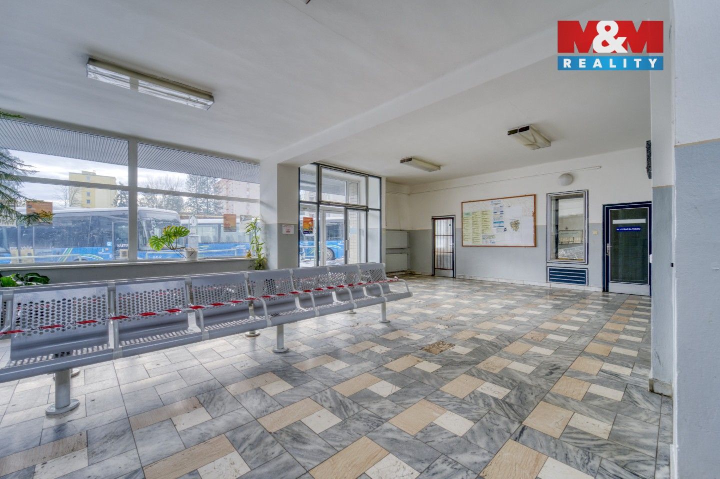 Pronájem komerčního prostoru 38 m² - foto 11