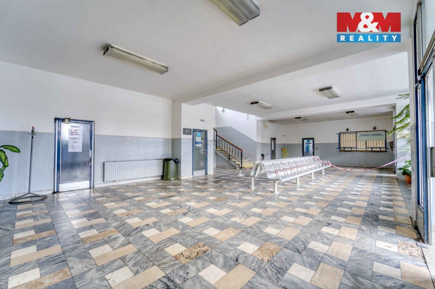 Pronájem komerčního prostoru 38 m² - foto 13
