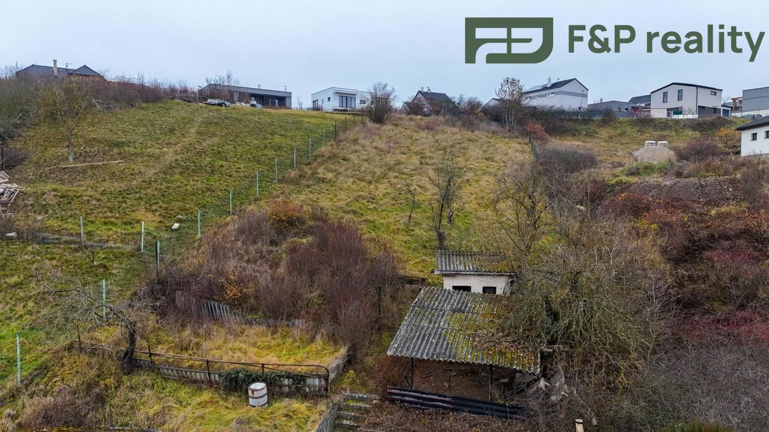 Prodej pozemku 810 m² - foto 2