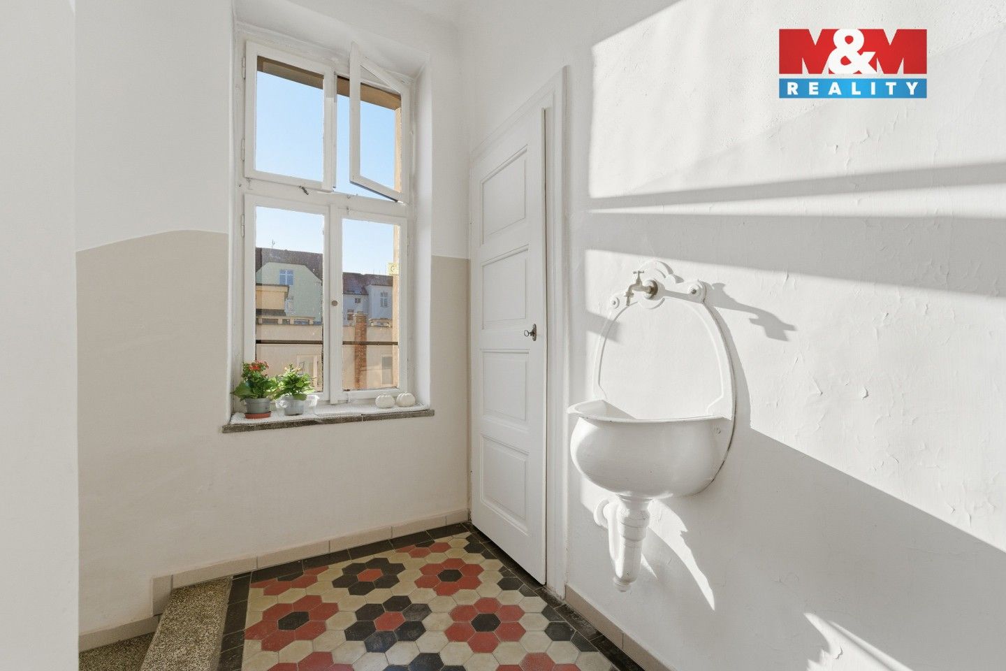 Pronájem komerčního prostoru 31 m² - foto 12