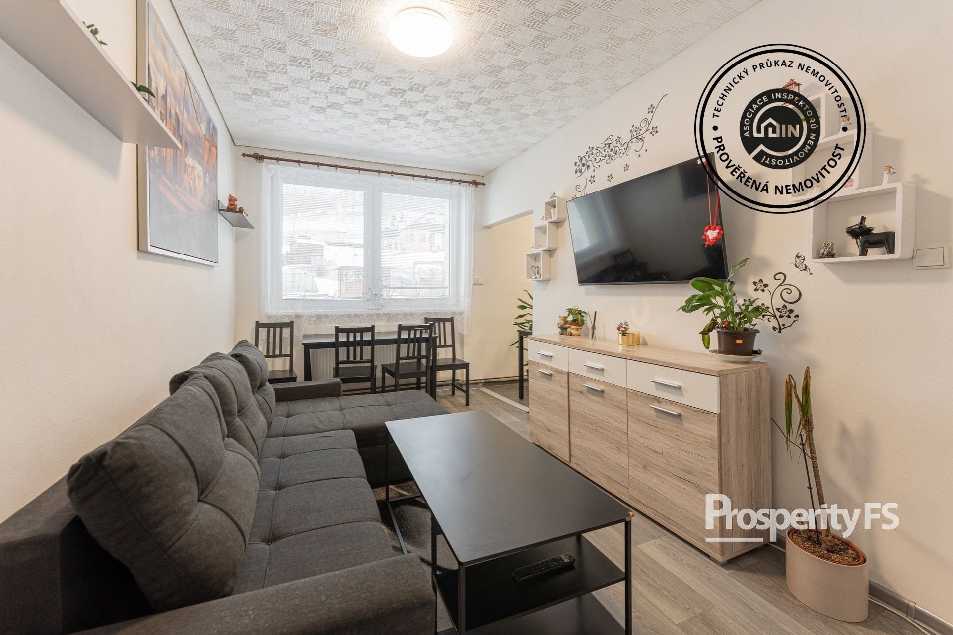Prodej bytu 3+1 62 m² - foto 1