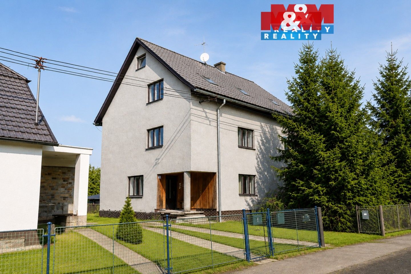 Prodej domu 280 m² - foto 1