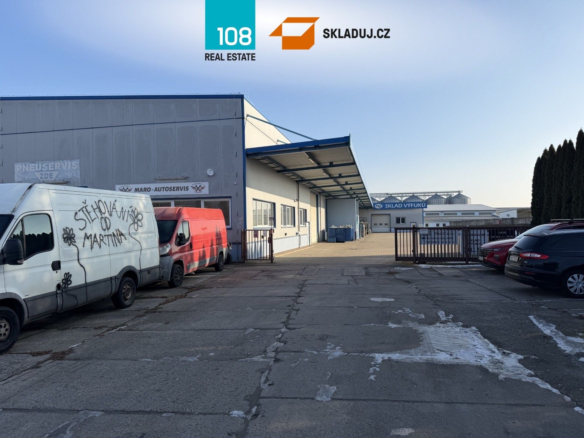 Pronájem komerčního prostoru 2350 m² - foto 8