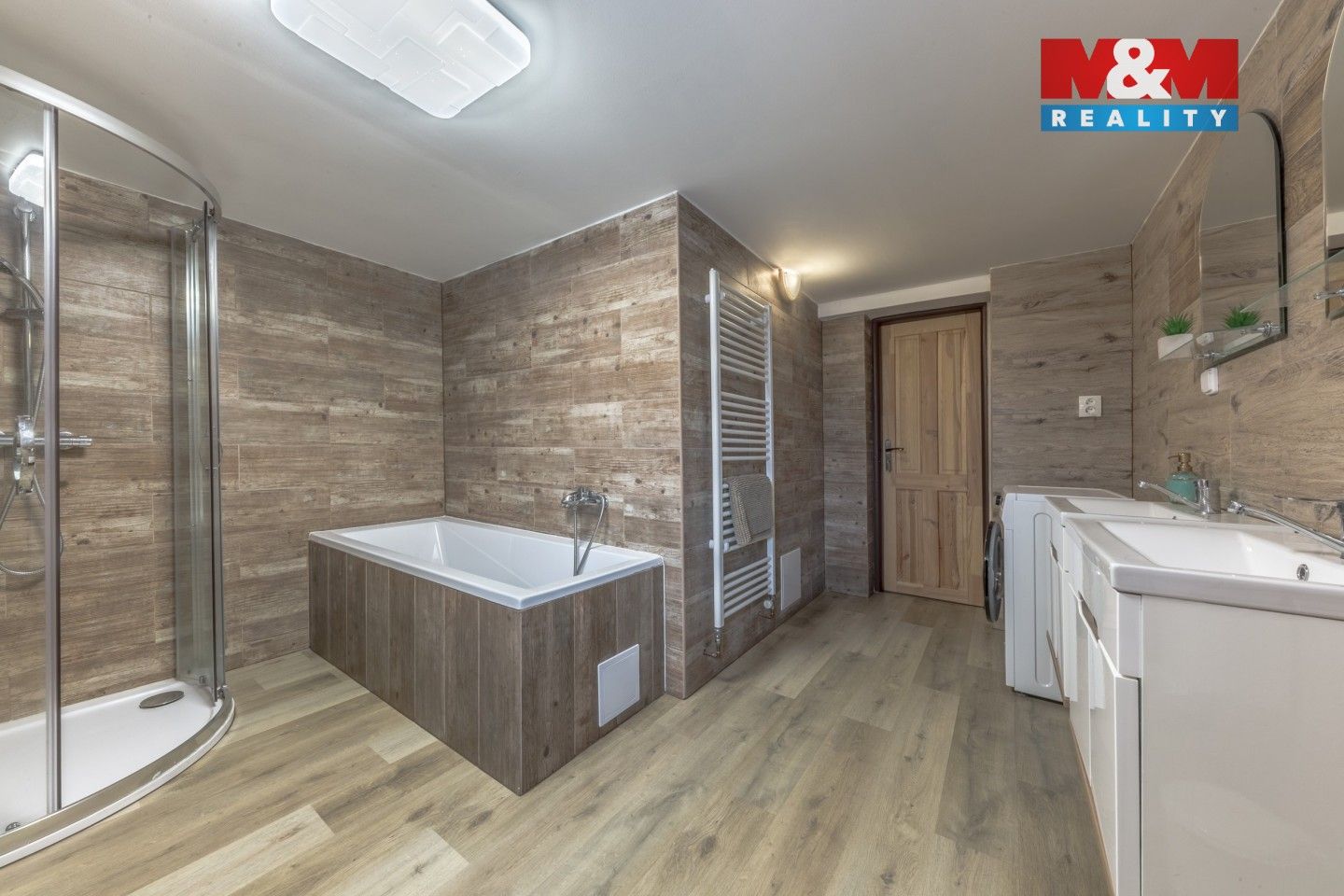 Prodej komerčního prostoru 285 m² - foto 15
