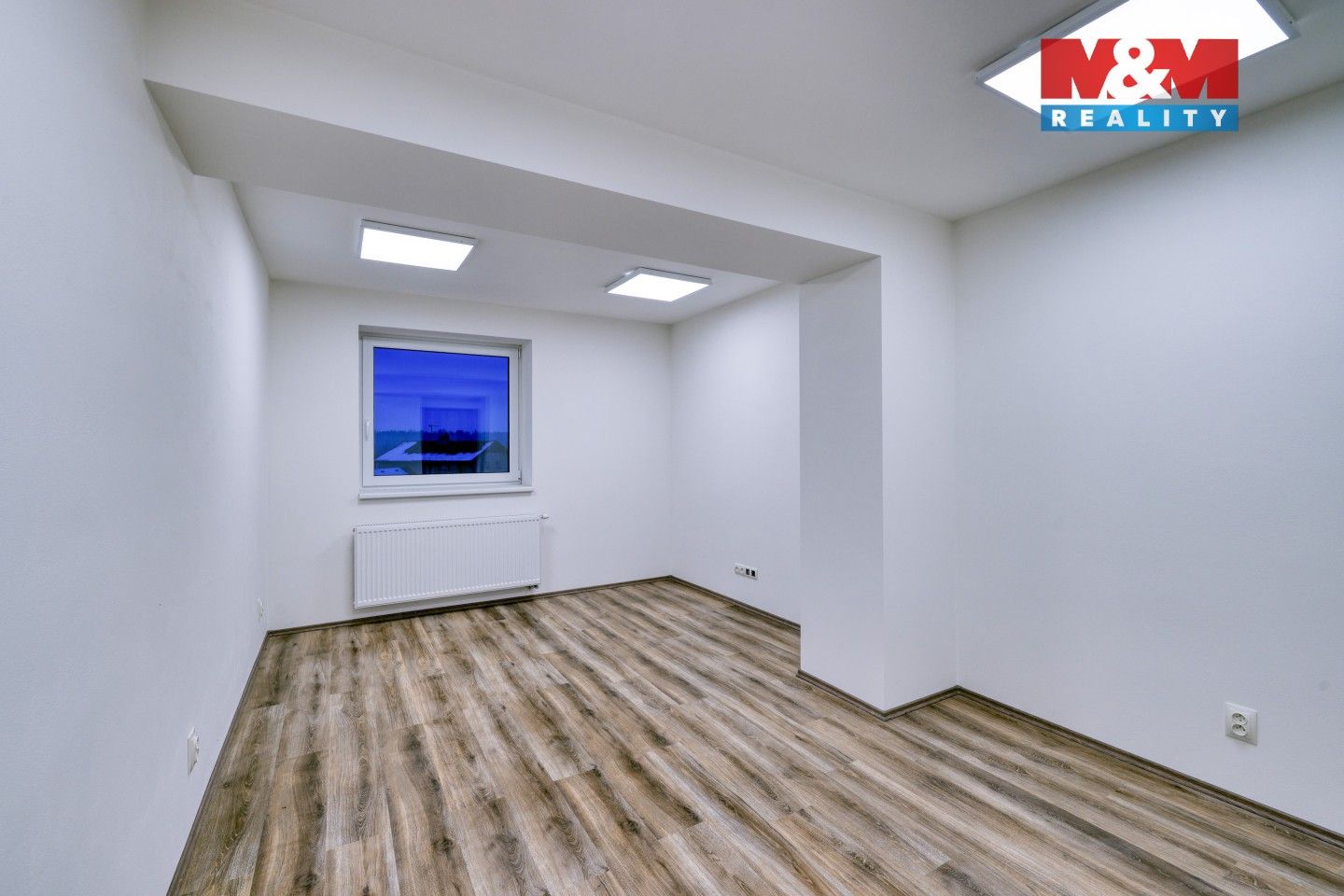 Pronájem komerčního prostoru 56 m² - foto 4