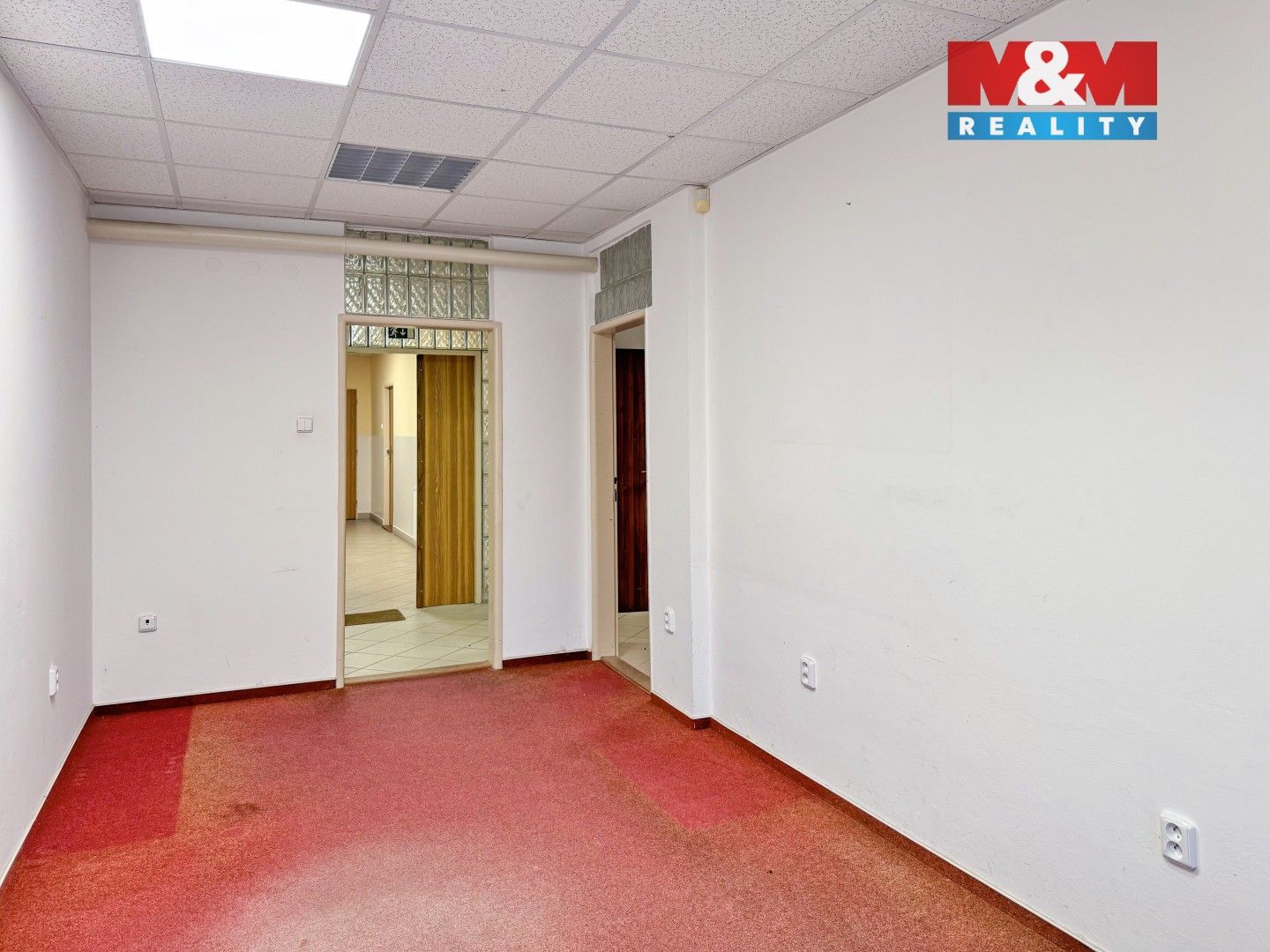 Pronájem komerčního prostoru 260 m² - foto 16