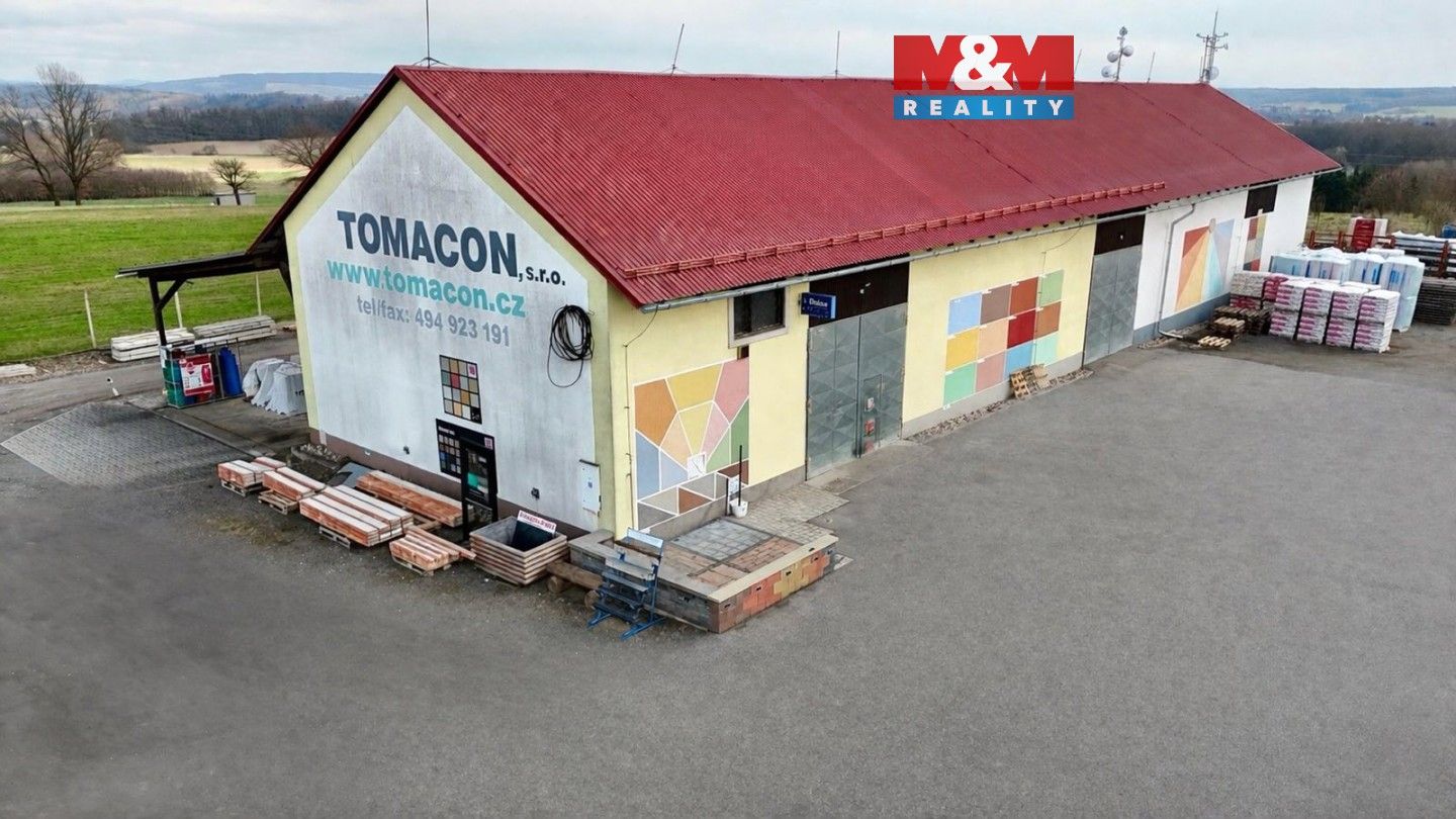 Prodej komerčního prostoru 900 m² - foto 3