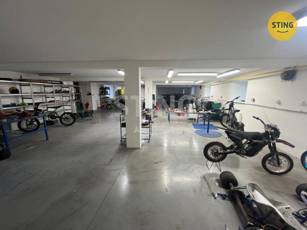 Pronájem komerčního prostoru 500 m² - foto 6