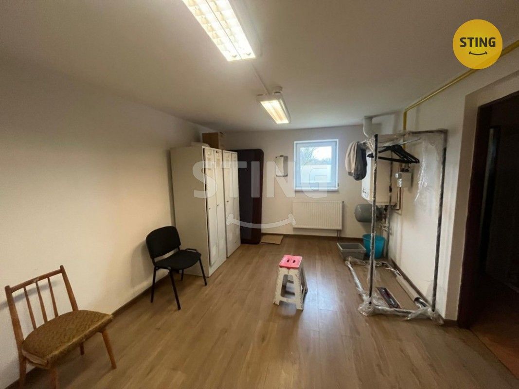 Pronájem komerčního prostoru 750 m² - foto 13