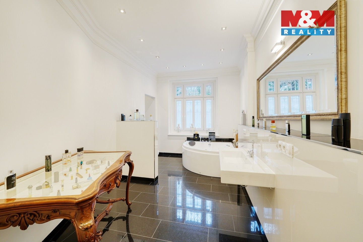 Prodej domu 600 m² - foto 3