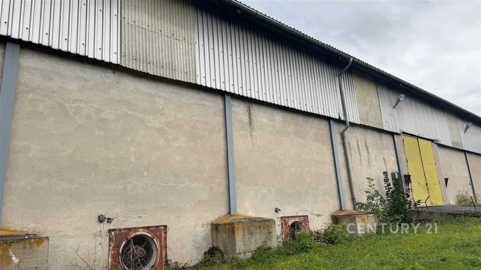 Prodej komerčního prostoru 1262 m² - foto 12