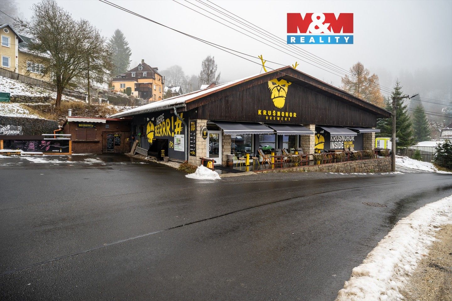 Prodej komerčního prostoru 560 m² - foto 1