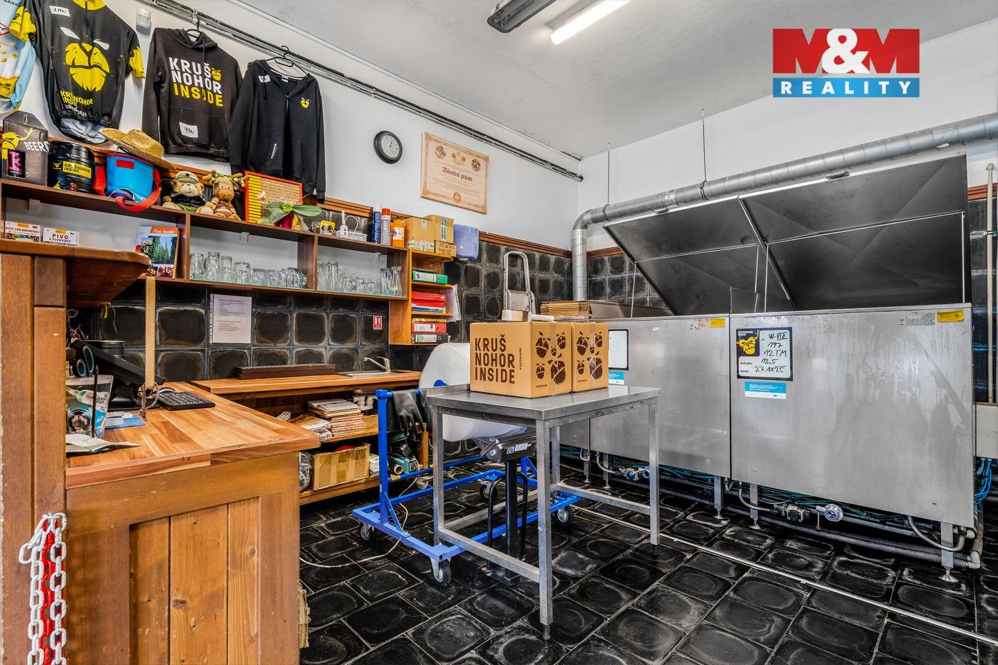 Prodej komerčního prostoru 560 m² - foto 15