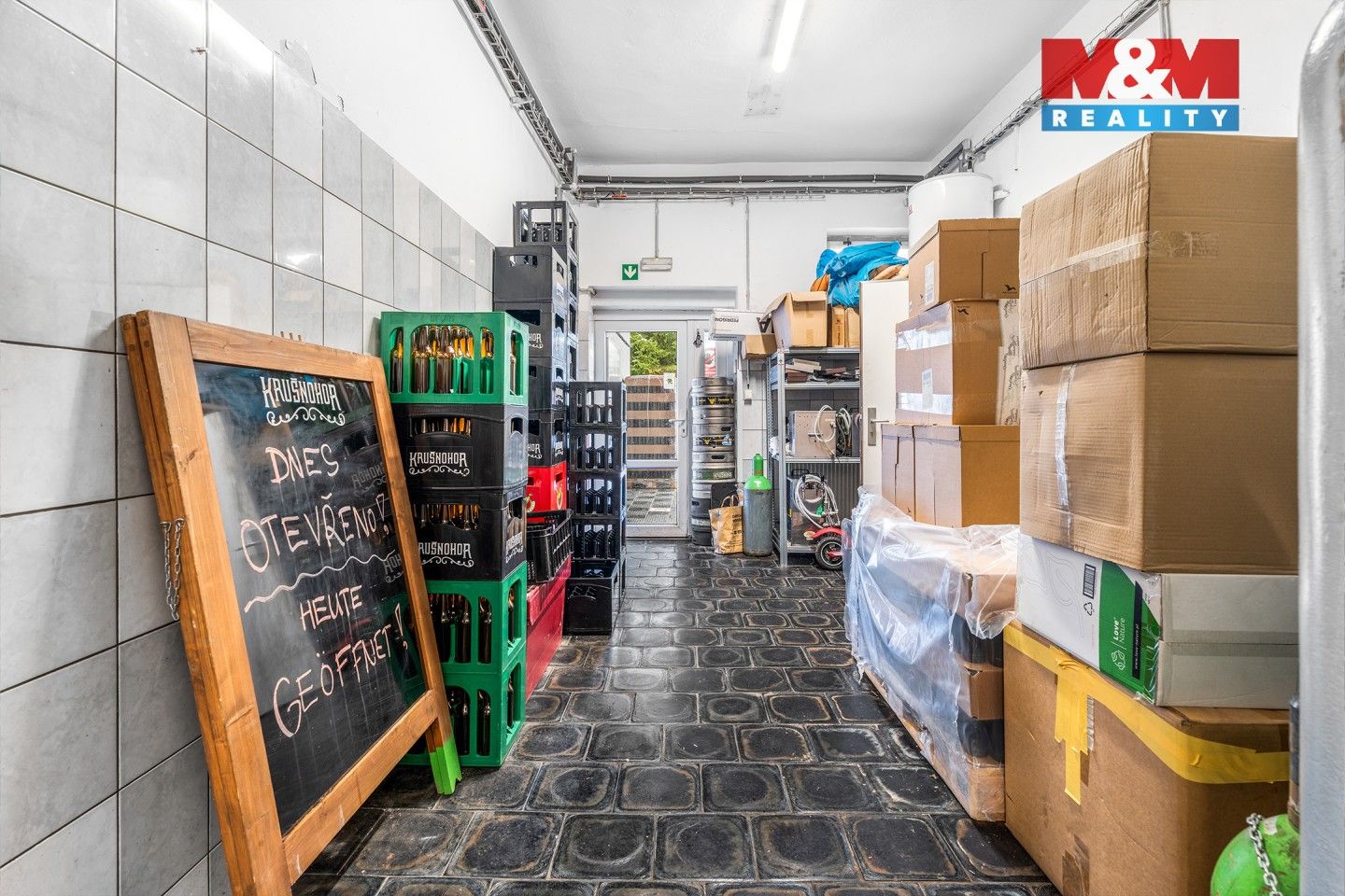 Prodej komerčního prostoru 560 m² - foto 23