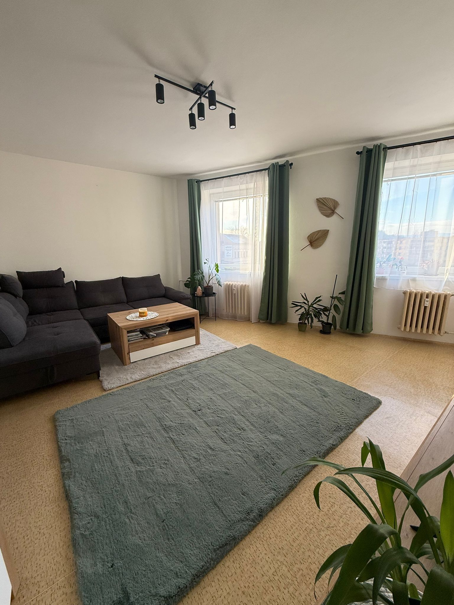 Pronájem bytu 2+1 82 m² - foto 1