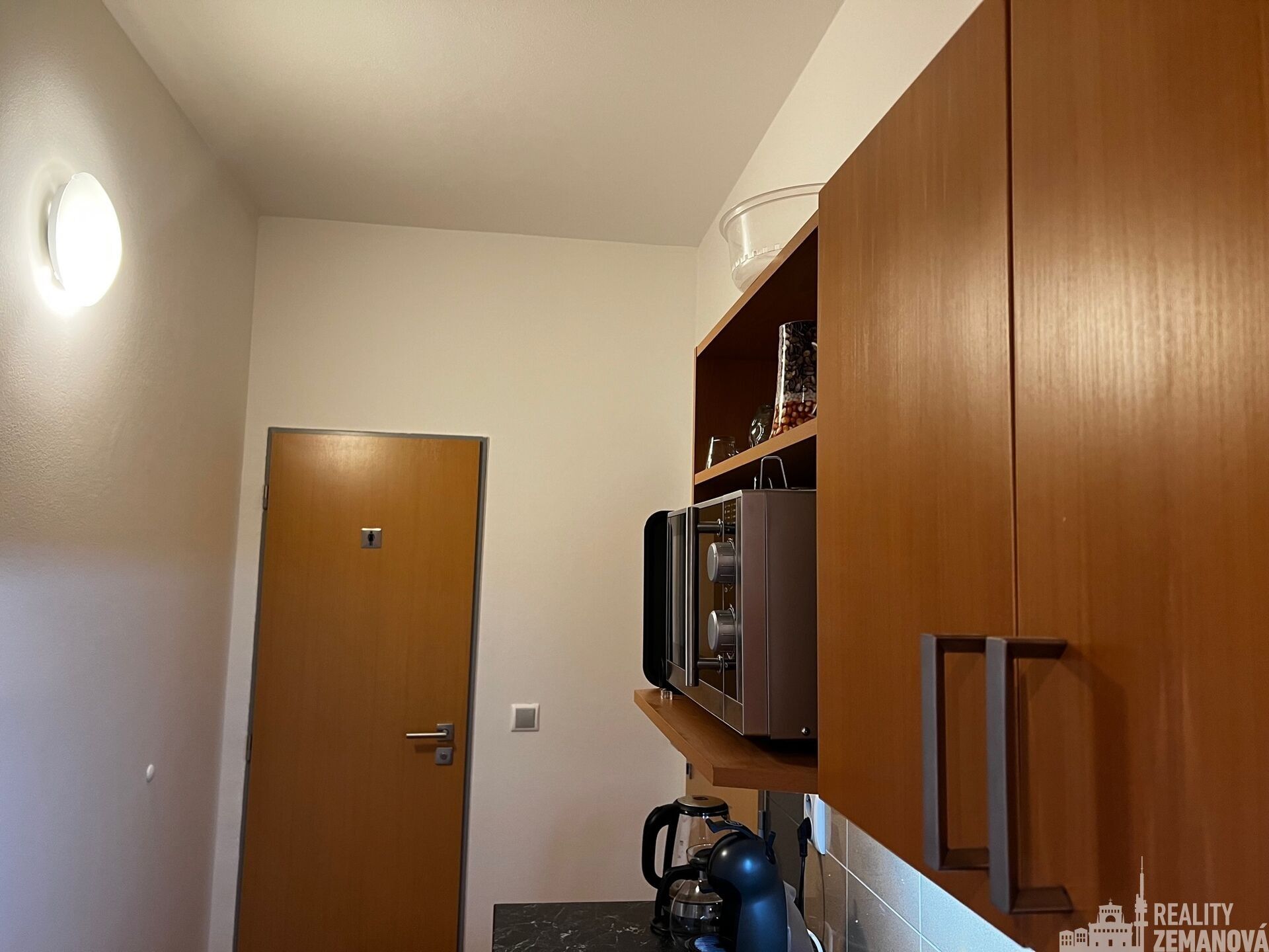 Pronájem komerčního prostoru 41 m² - foto 9