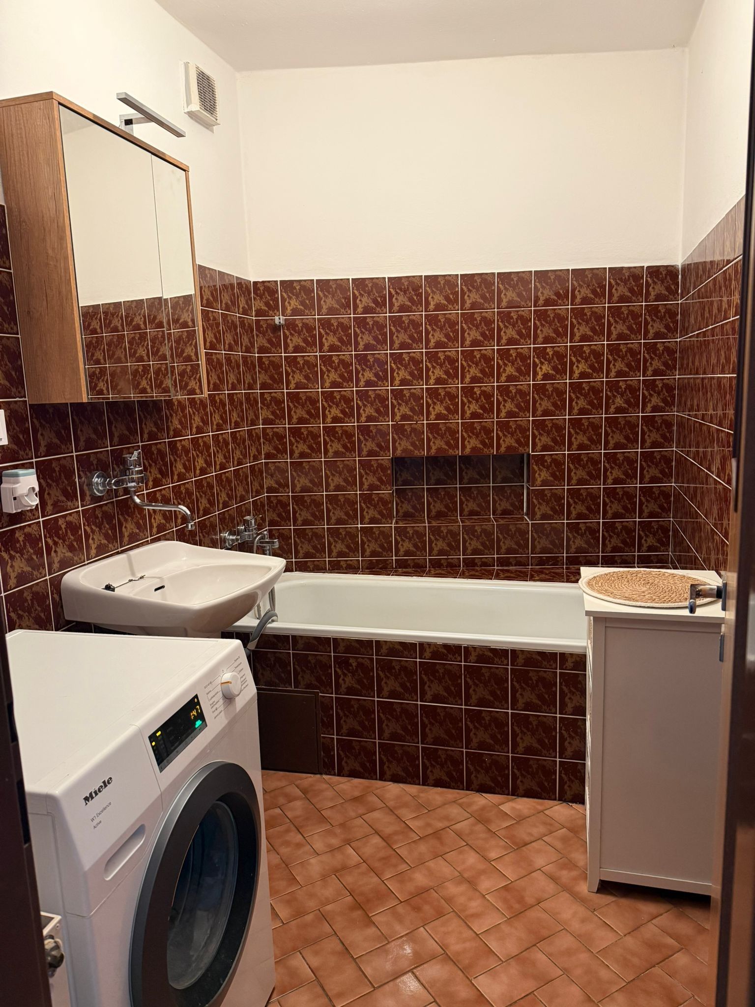 Pronájem bytu 2+1 82 m² - foto 11