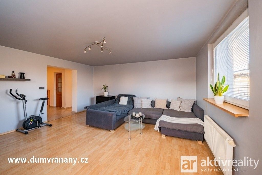 Prodej nemovitosti 283 m² - foto 11