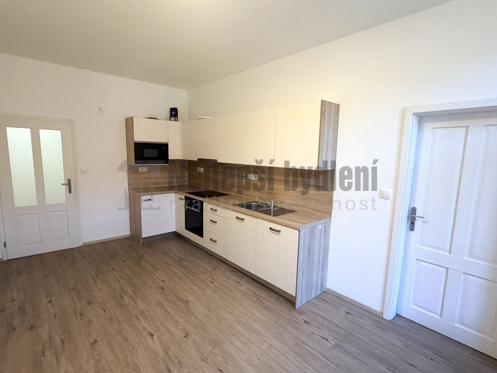 Prodej bytu 3+kk 70 m² - foto 2
