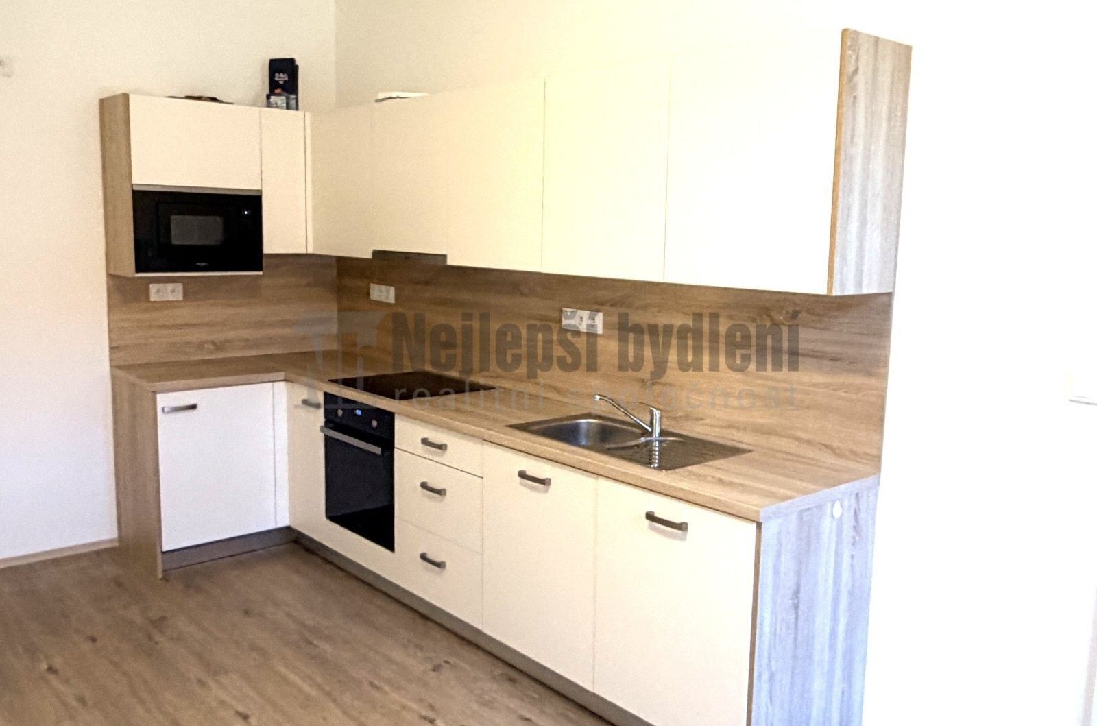 Prodej bytu 3+kk 70 m² - foto 1