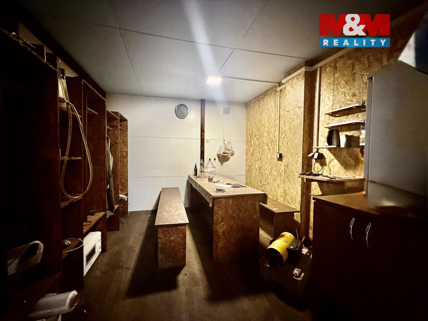 Pronájem komerčního prostoru 556 m² - foto 4