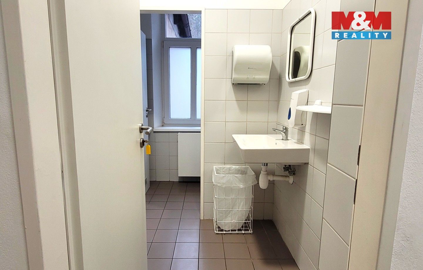Pronájem komerčního prostoru 180 m² - foto 12