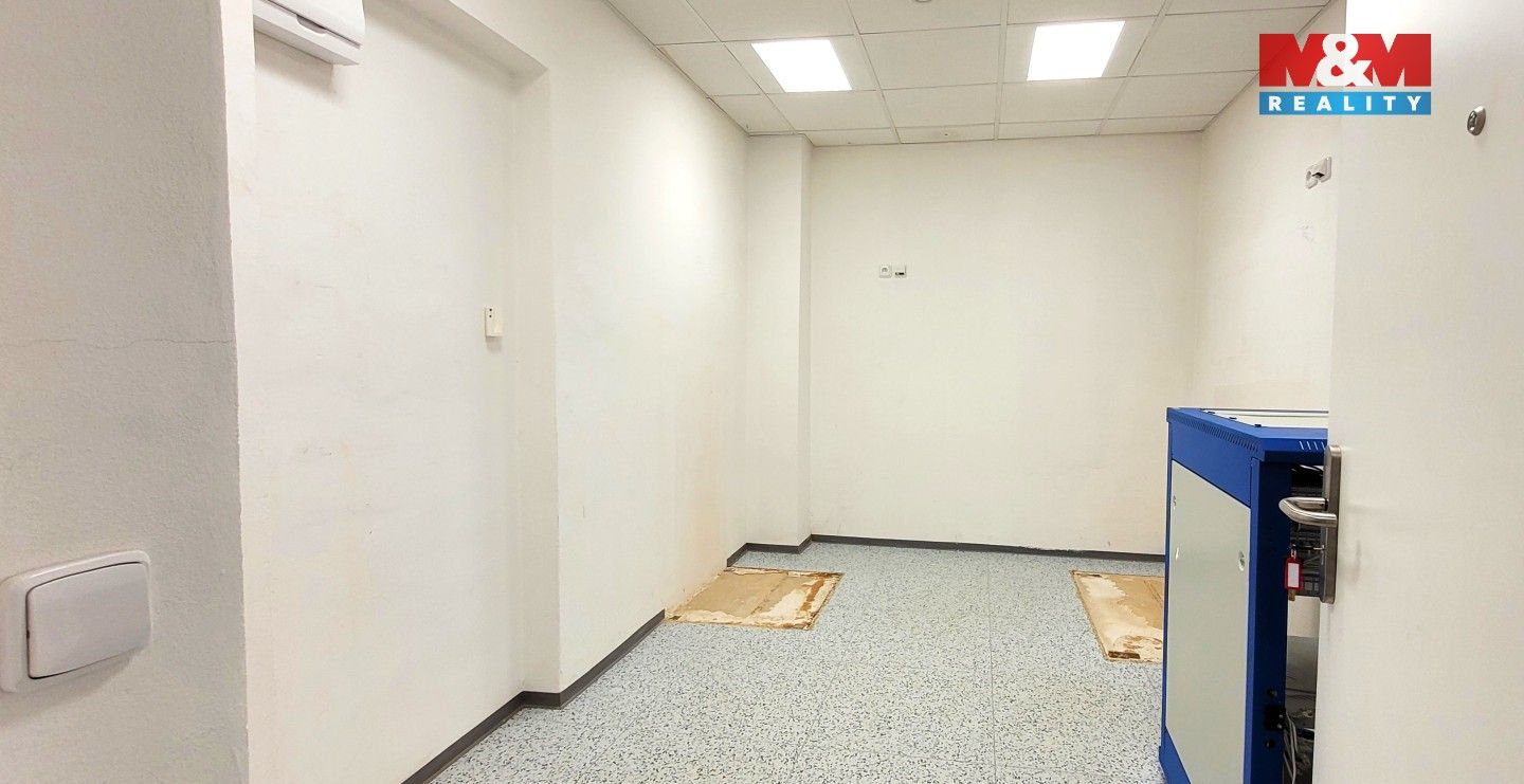 Pronájem komerčního prostoru 180 m² - foto 15