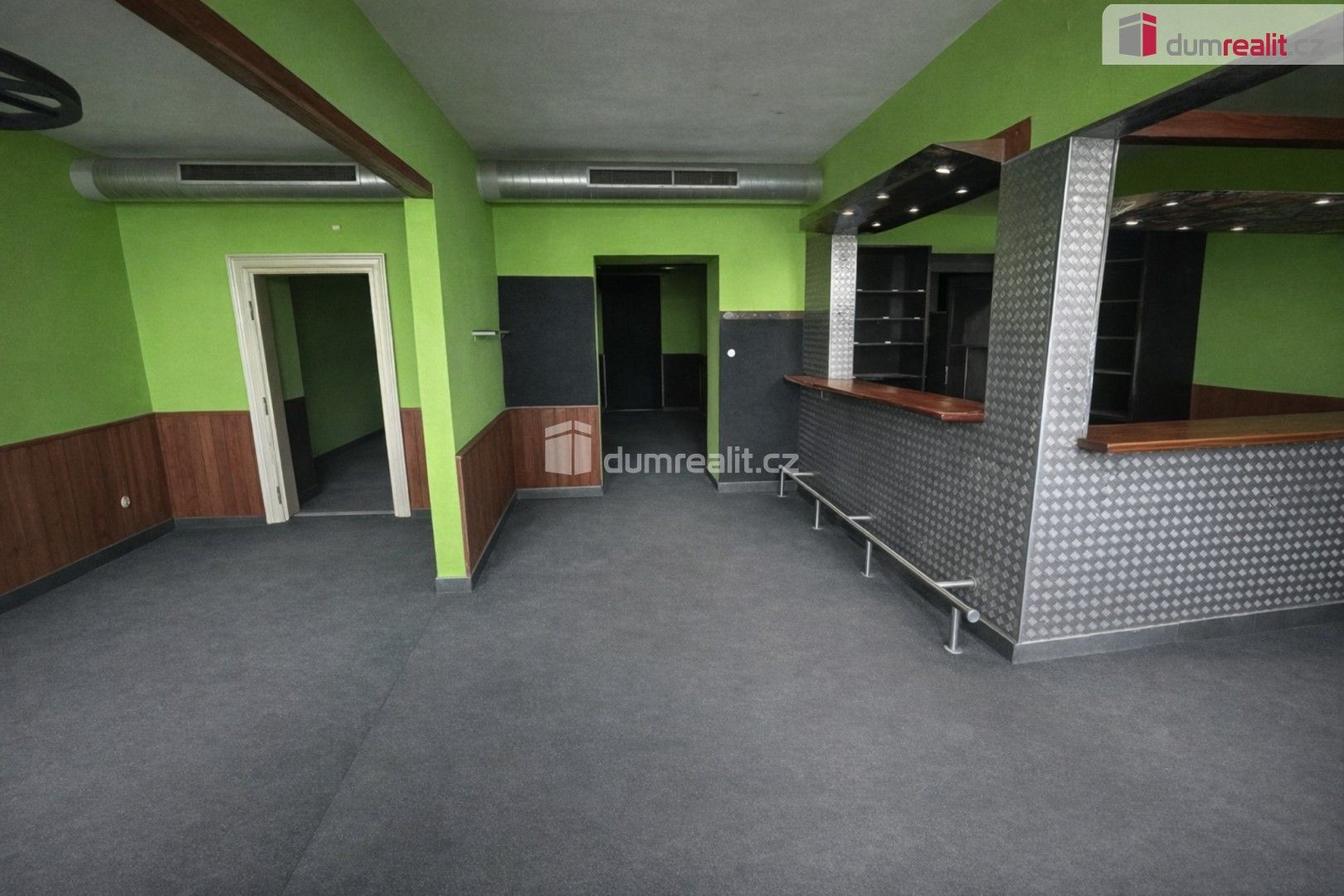 Pronájem nemovitosti 120 m² - foto 1