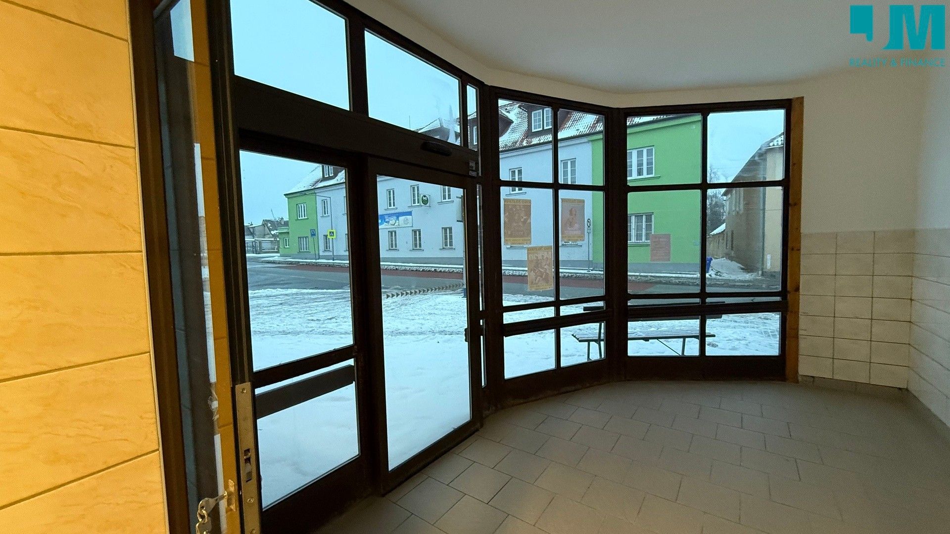 Pronájem komerčního prostoru 188 m² - foto 2