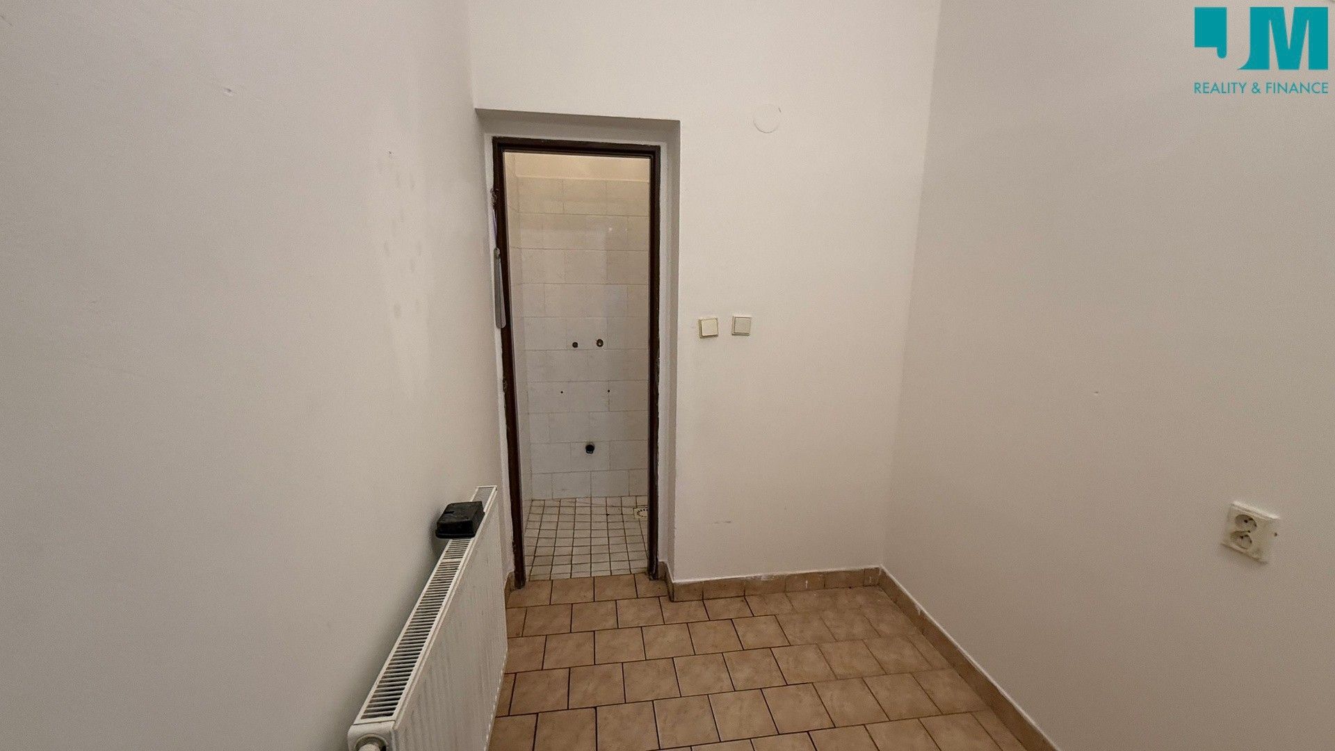 Pronájem komerčního prostoru 188 m² - foto 8