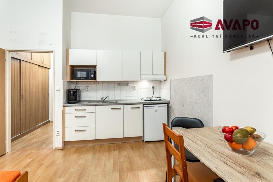 Pronájem bytu 1+kk 25 m² - foto 3