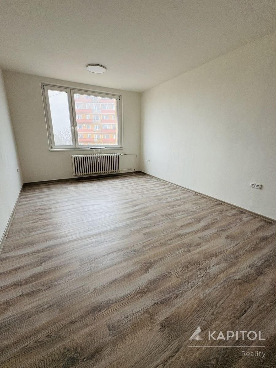 Pronájem bytu 3+kk 57 m² - foto 1