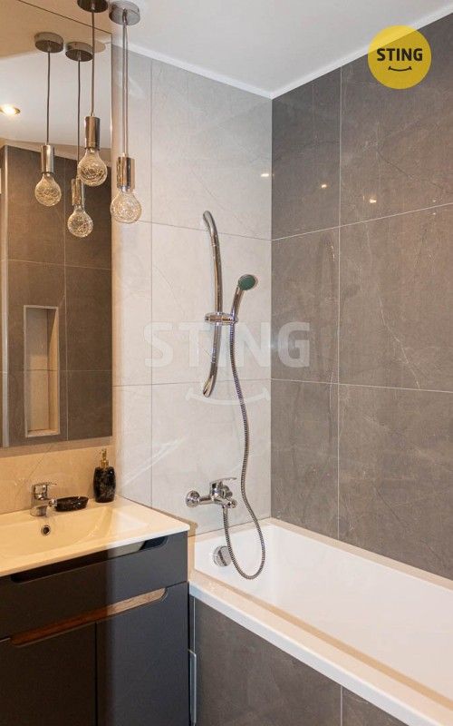 Pronájem bytu 3+kk 57 m² - foto 9