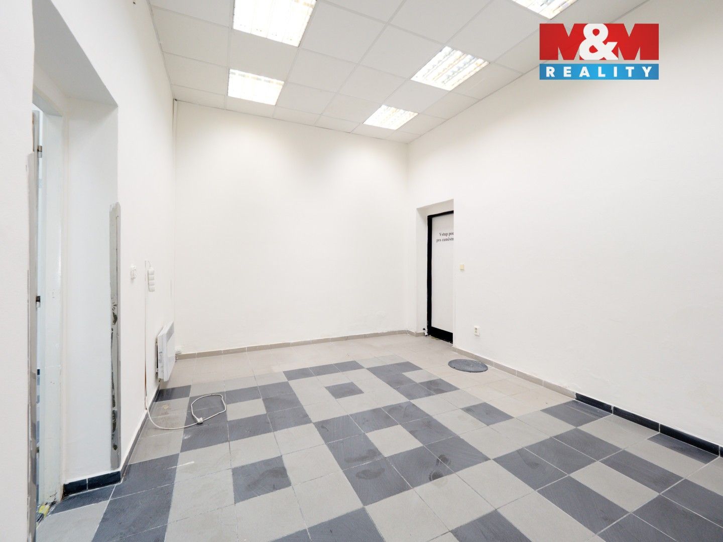 Prodej komerčního prostoru 144 m² - foto 10