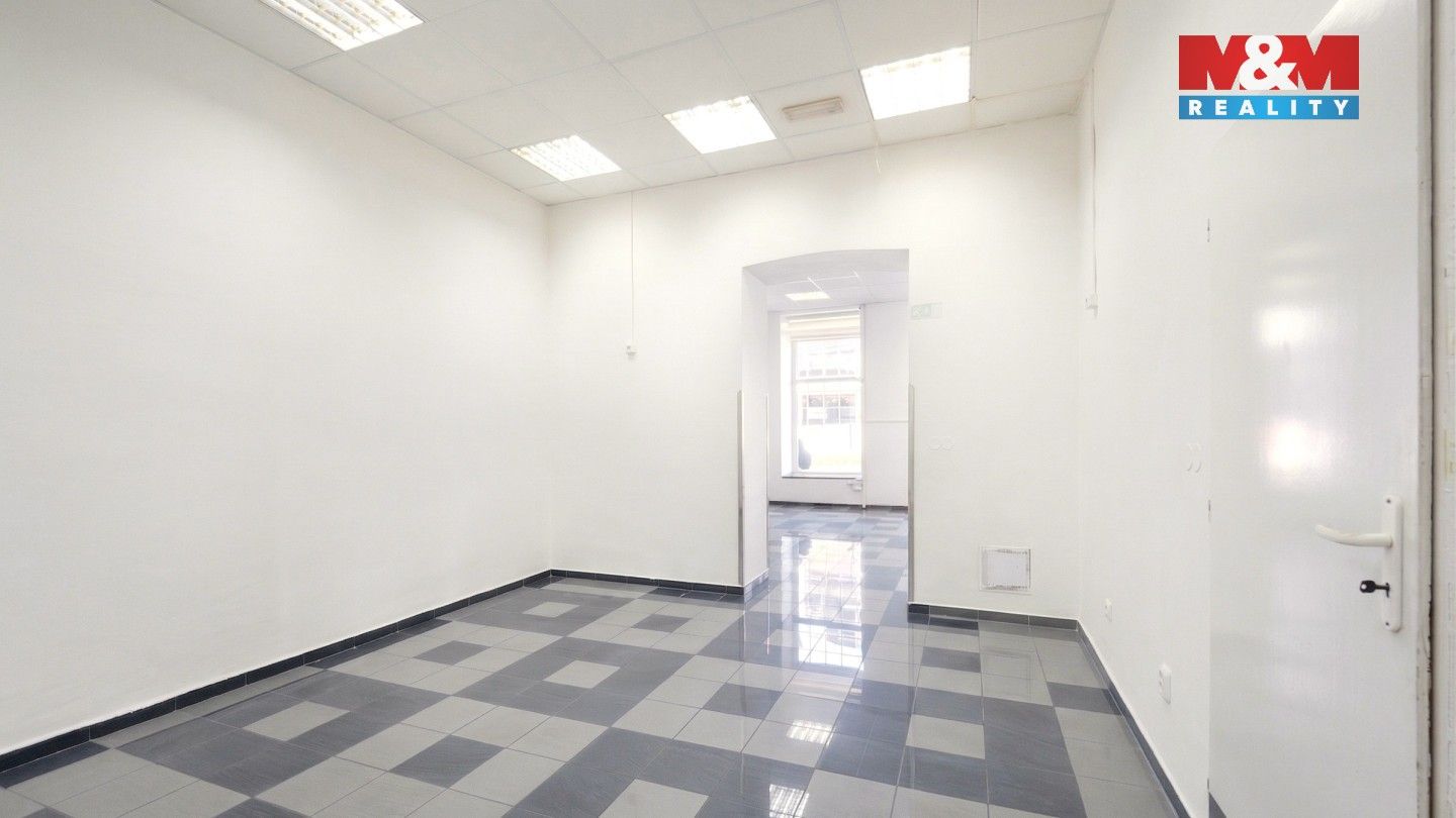 Prodej komerčního prostoru 144 m² - foto 13