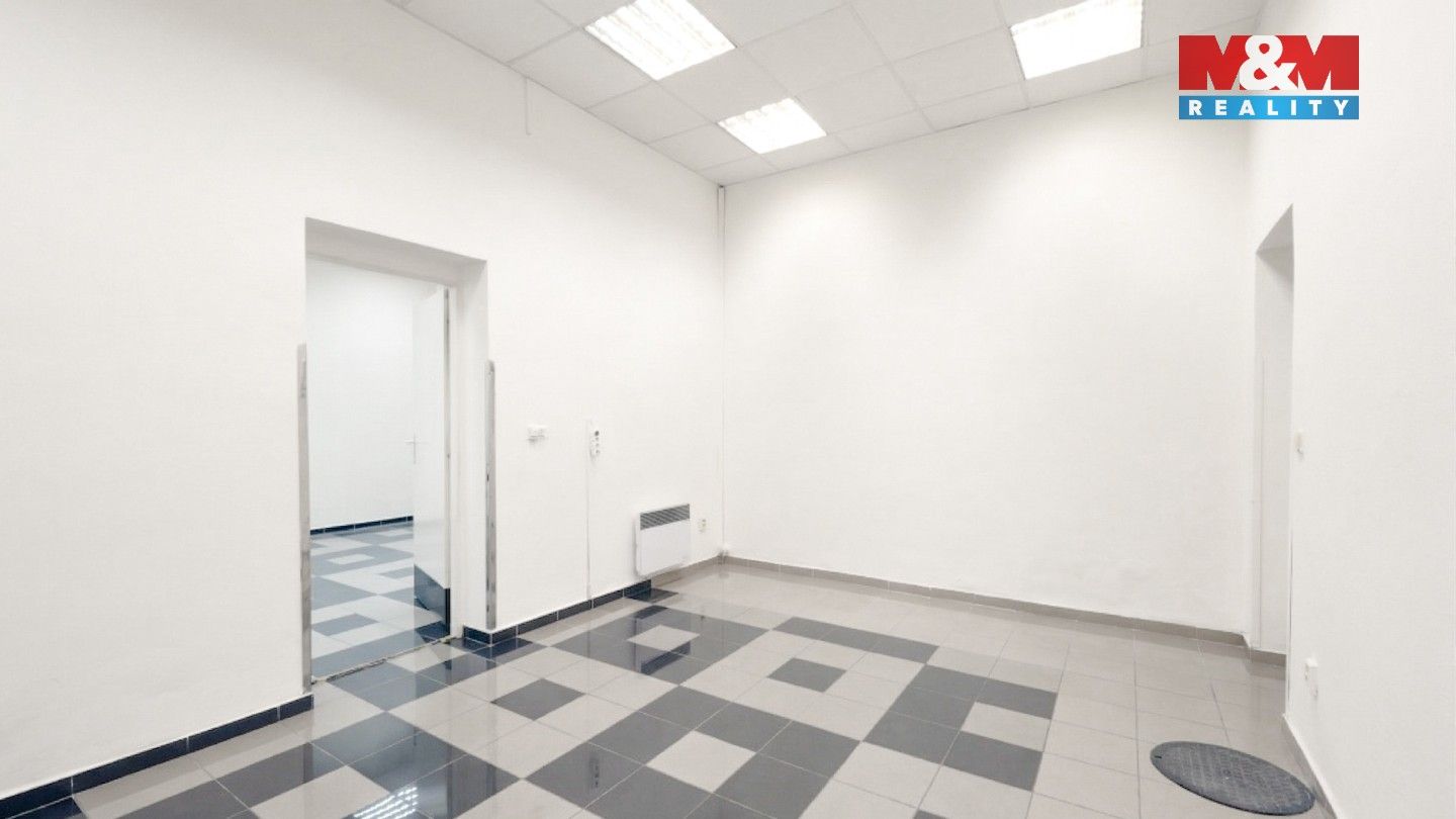 Prodej komerčního prostoru 144 m² - foto 14