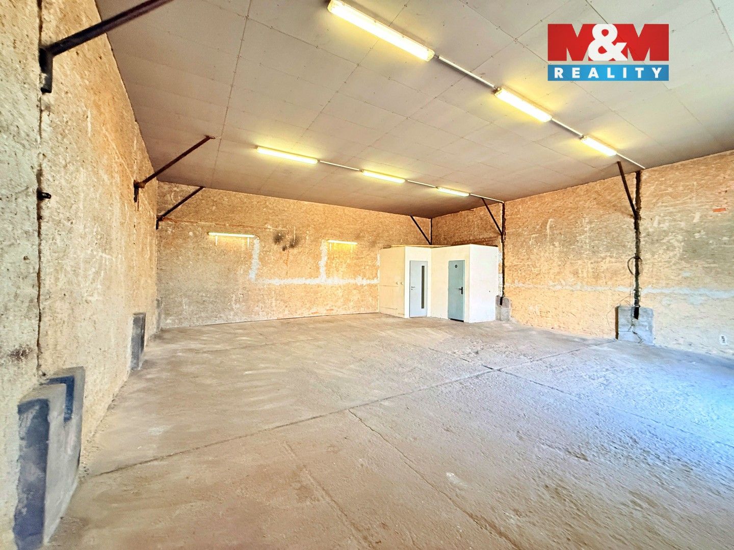 Prodej komerčního prostoru 122 m² - foto 8