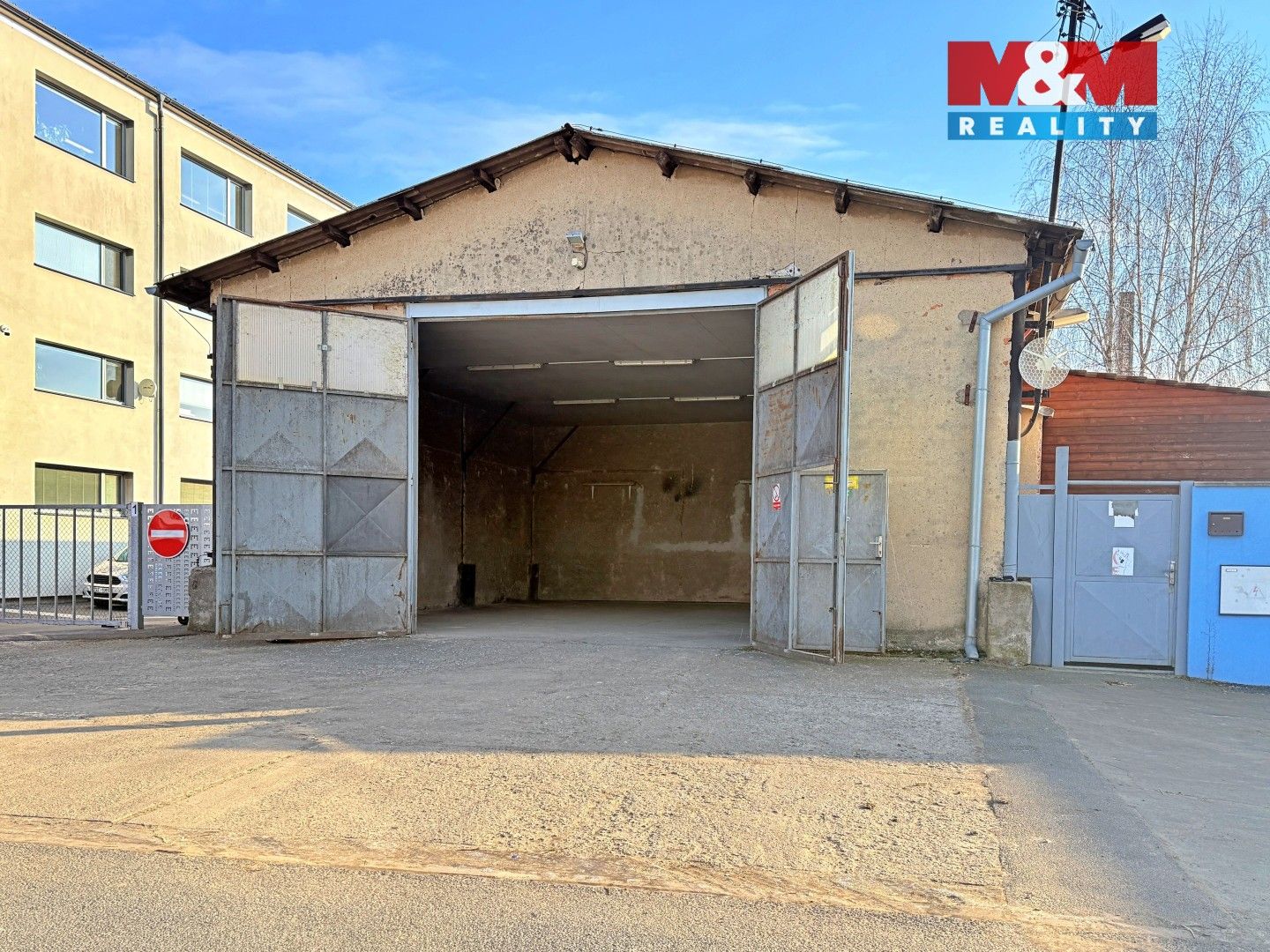Prodej komerčního prostoru 122 m² - foto 2