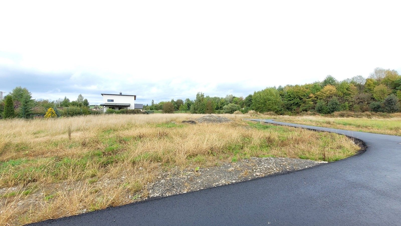 Prodej pozemku 850 m² - foto 7