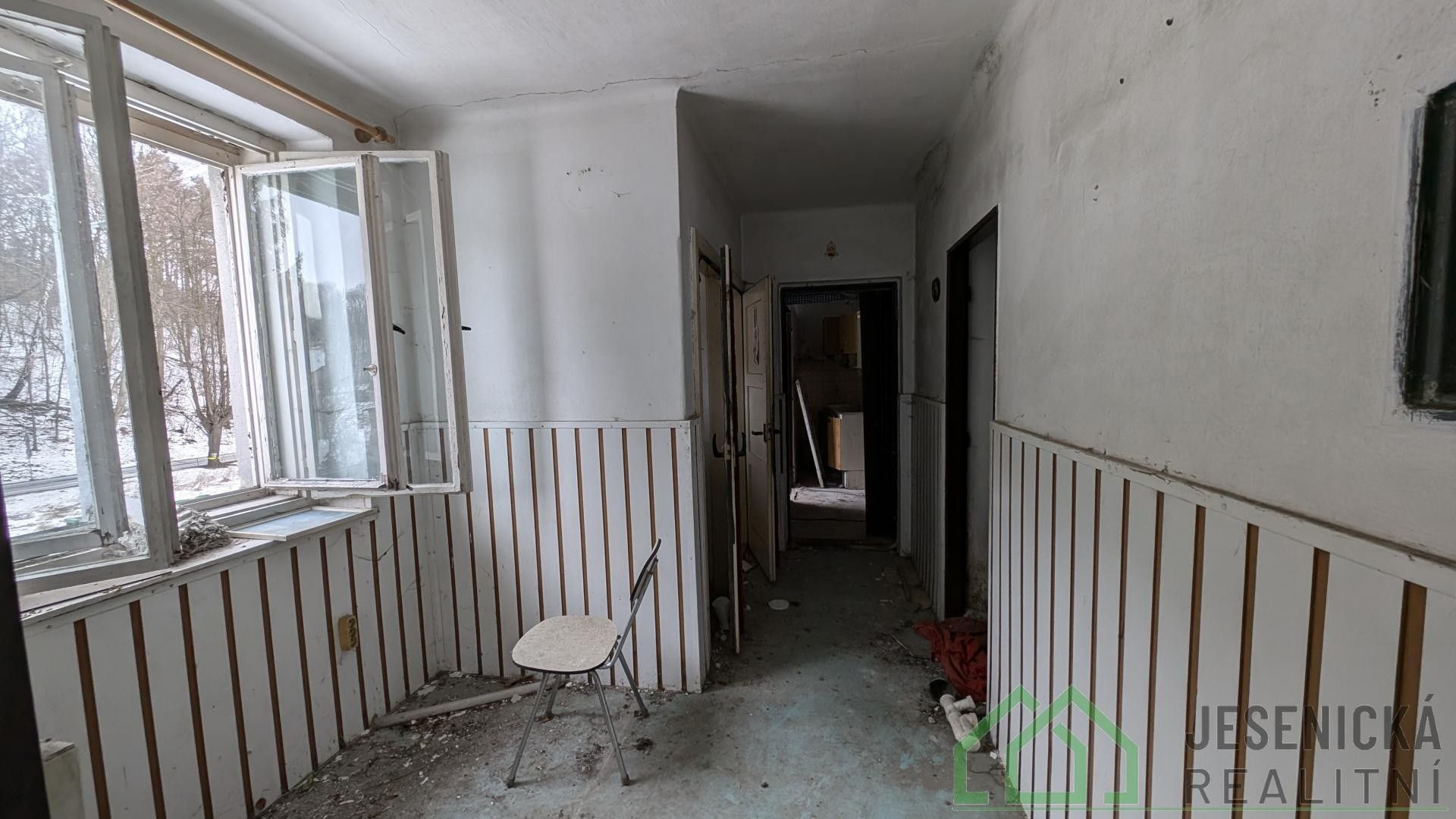 Prodej bytu 2+1 75 m² - foto 2