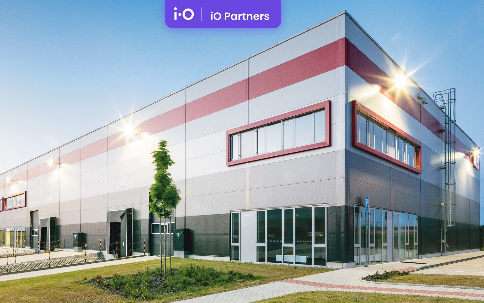 Pronájem komerčního prostoru 3500 m² - foto 8