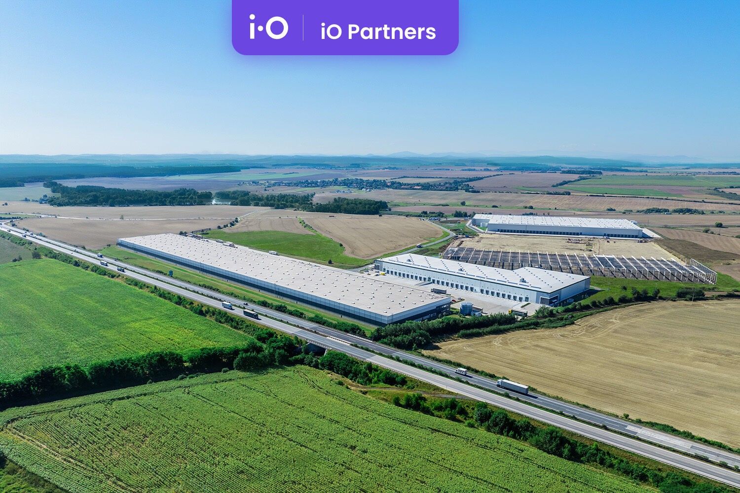 Pronájem komerčního prostoru 10000 m² - foto 12