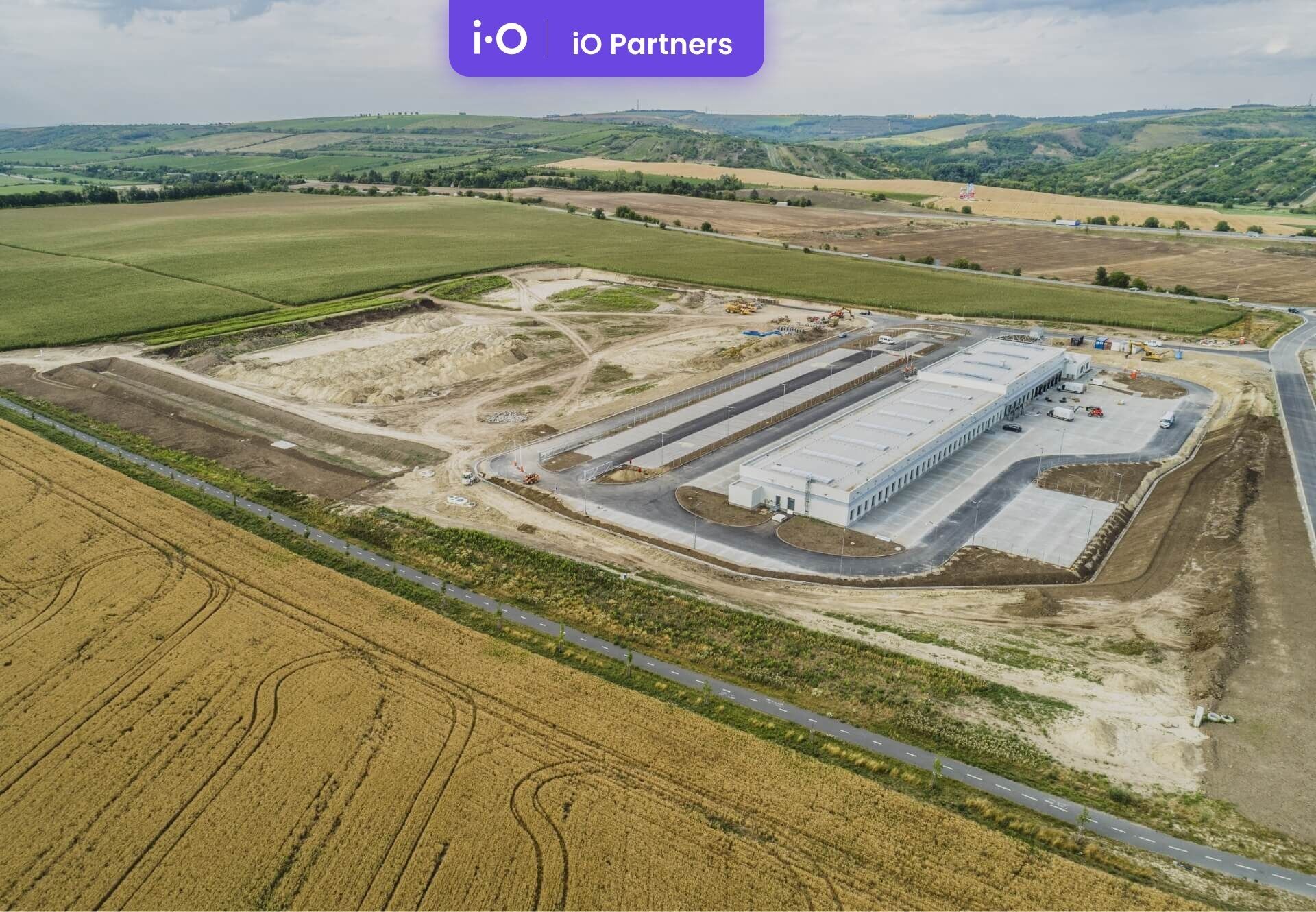 Pronájem komerčního prostoru 23000 m² - foto 3