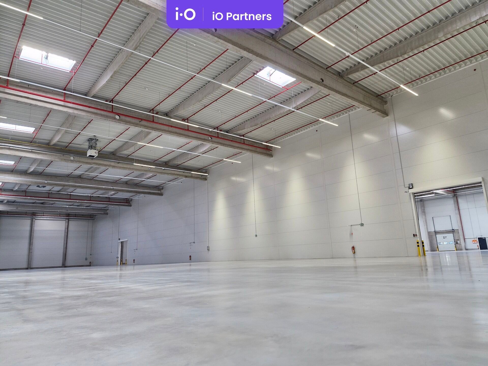 Pronájem komerčního prostoru 19825 m² - foto 1