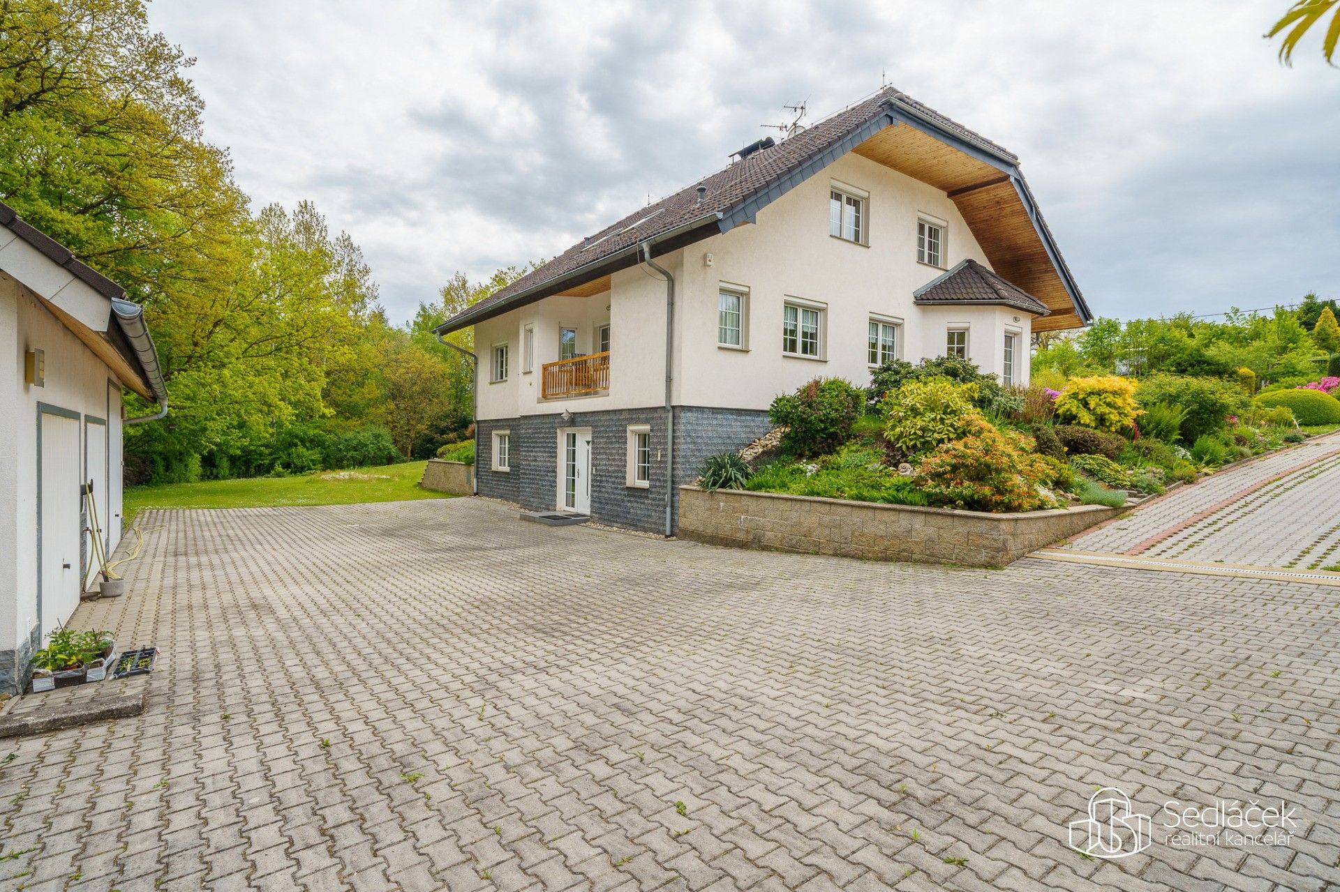 Prodej domu 335 m² - foto 1