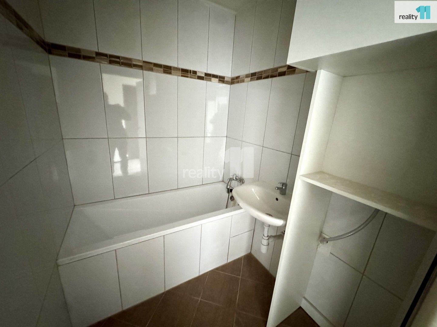Prodej komerčního prostoru 500 m² - foto 28