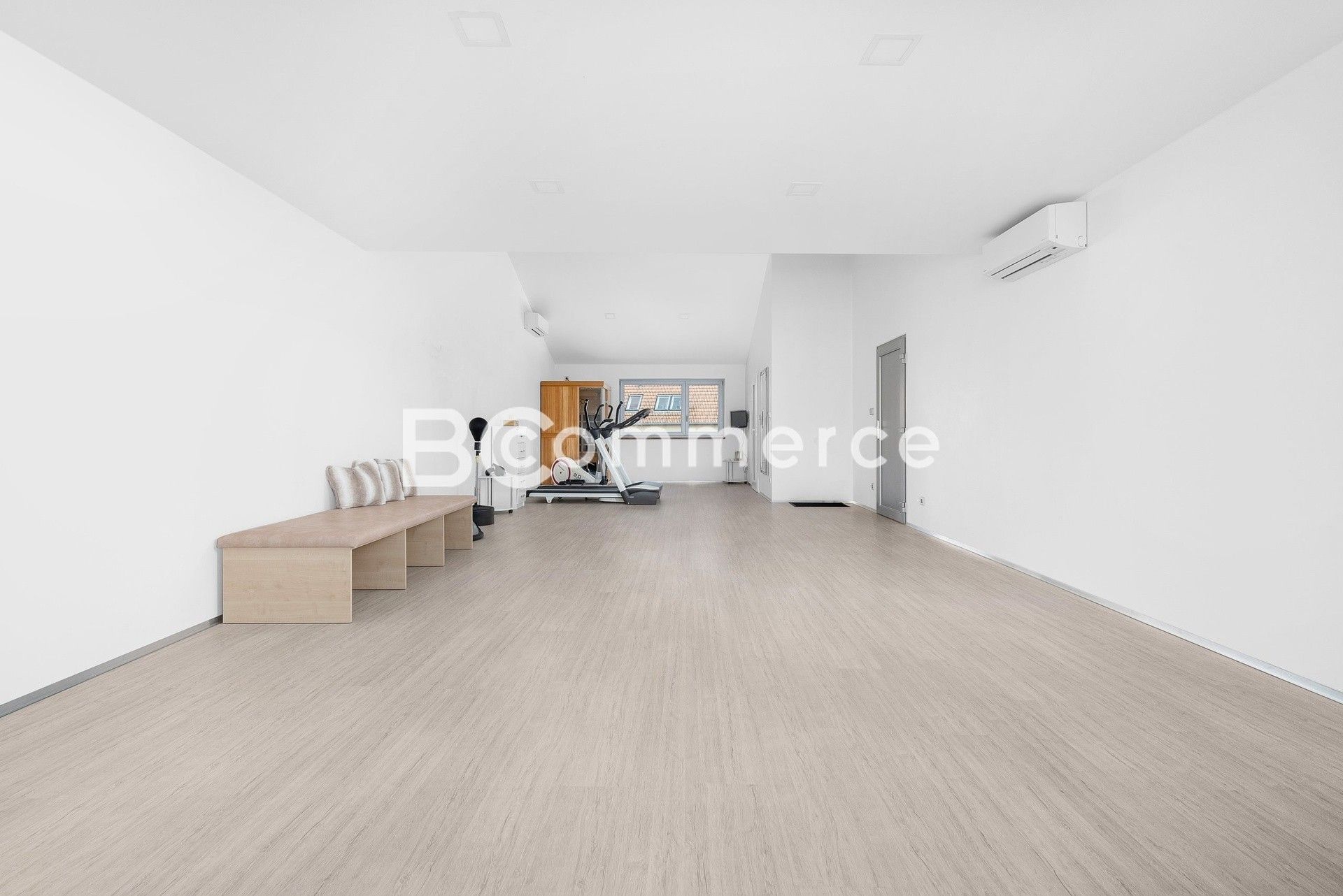 Prodej nemovitosti 240 m² - foto 15