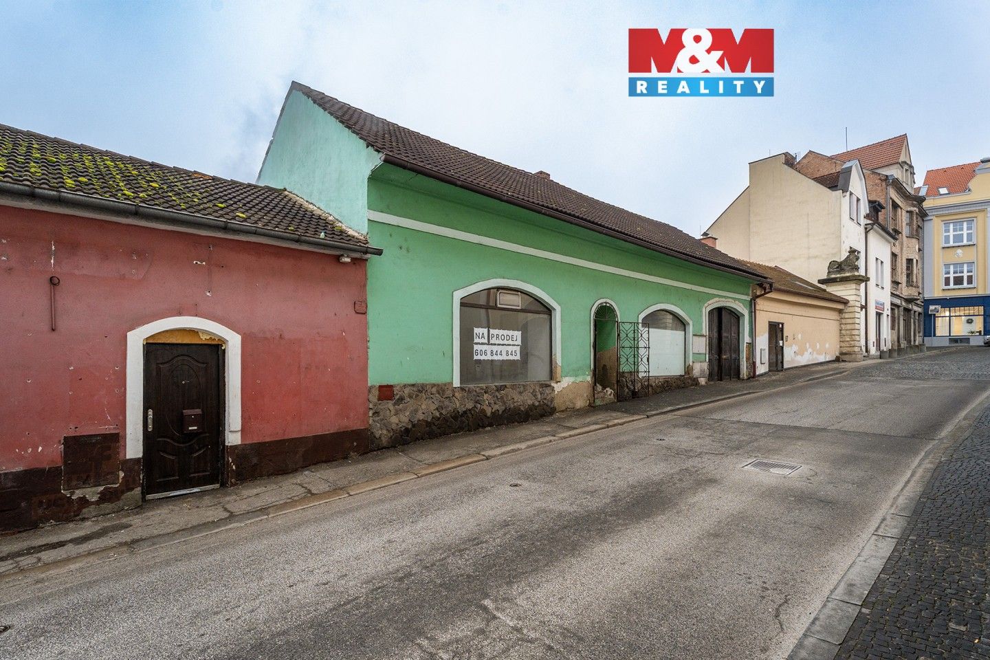 Prodej domu 300 m² - foto 1