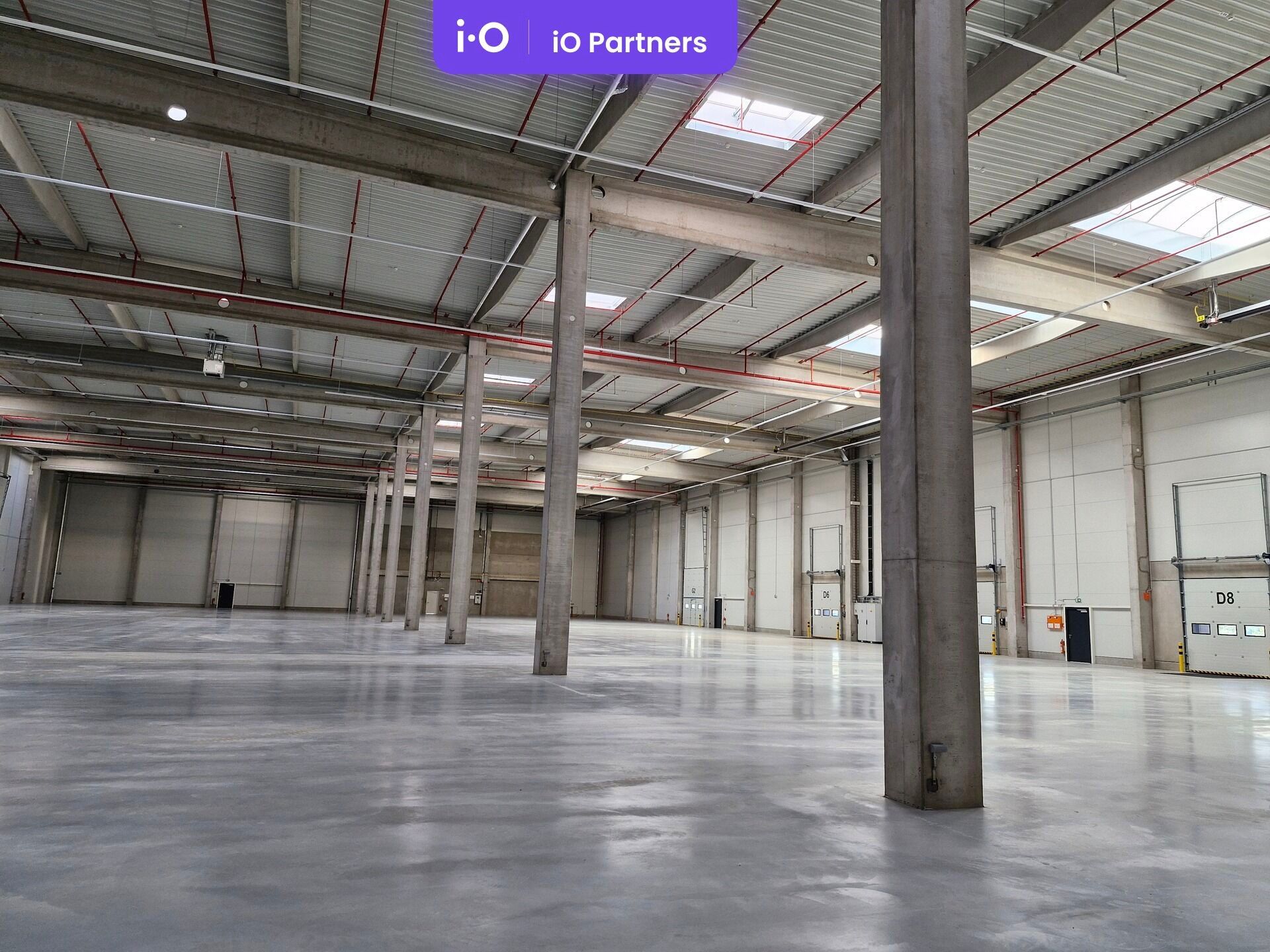 Pronájem komerčního prostoru 5496 m² - foto 6